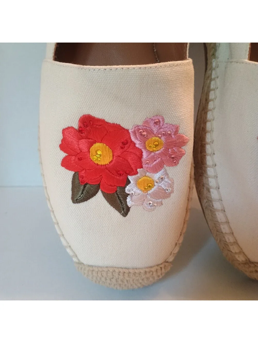 Kate Spade Gwen Pansy Floral Embroidered Espadrille Flats Cream 10B
